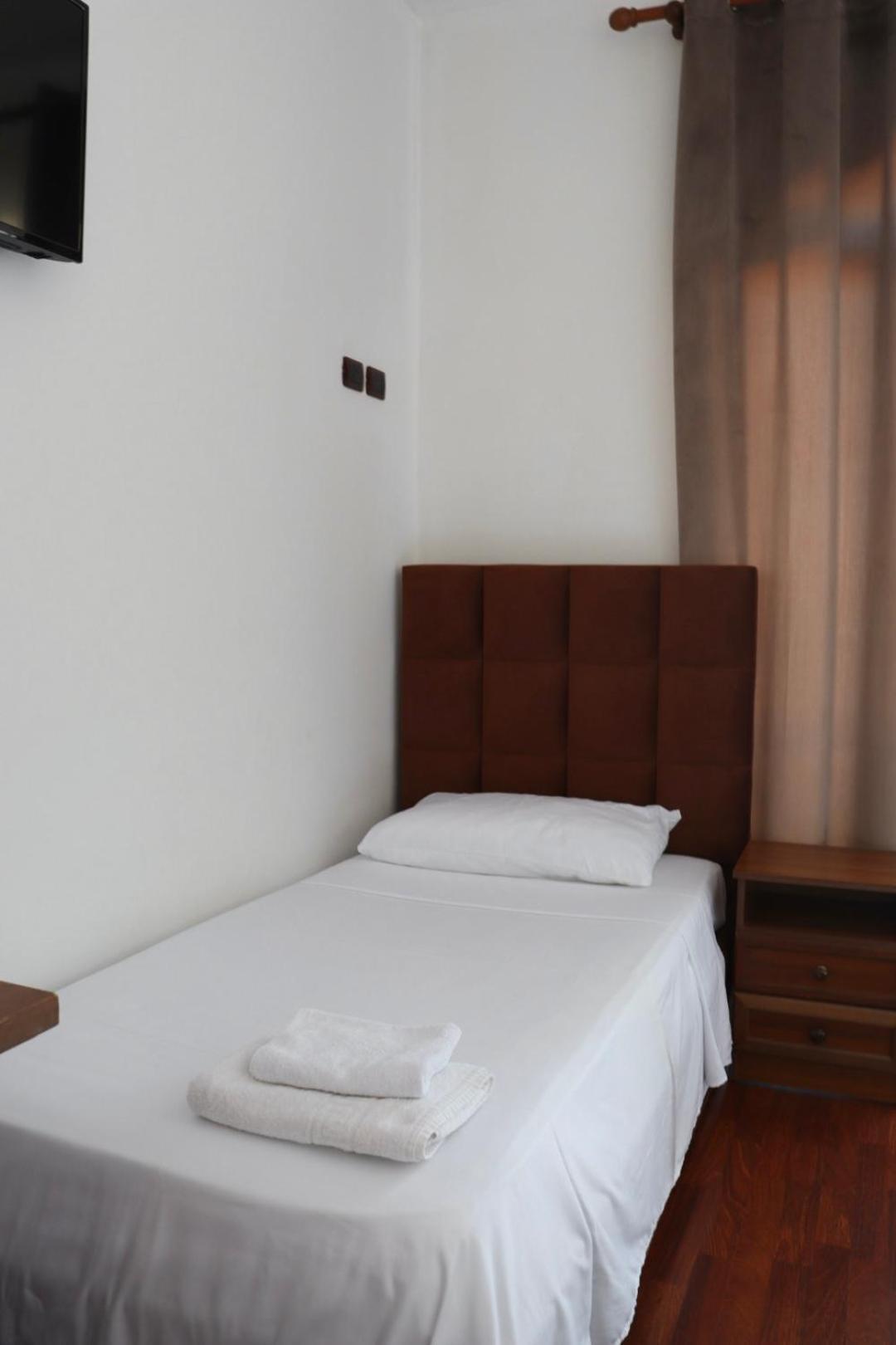 Grand Hotel Krujë Eksteriør bilde